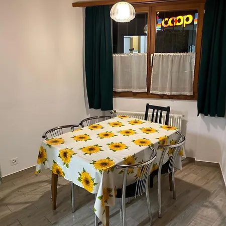 Karl Apartment *