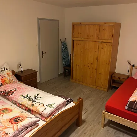 Karl Ιντερλάκεν